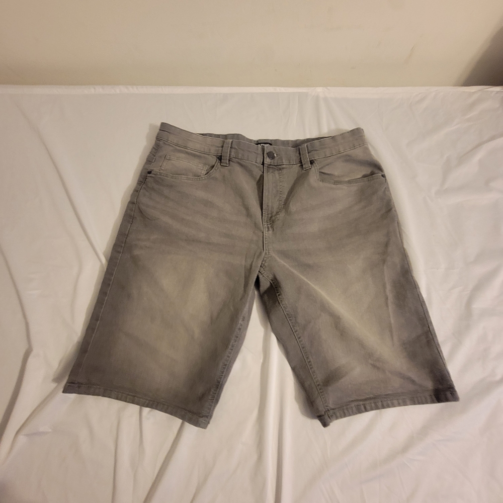 Men's Classic Gray Jean Shorts